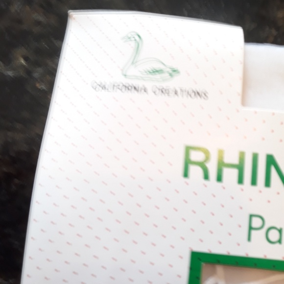 Spider & Rhinestone Pantyhose - Picture 5 of 8